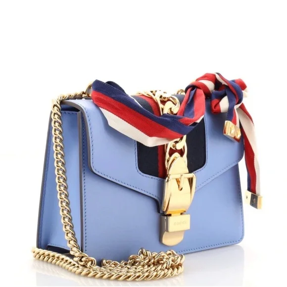 Gucci Mini Sylvie Top
Handle - Picture 3 of 5